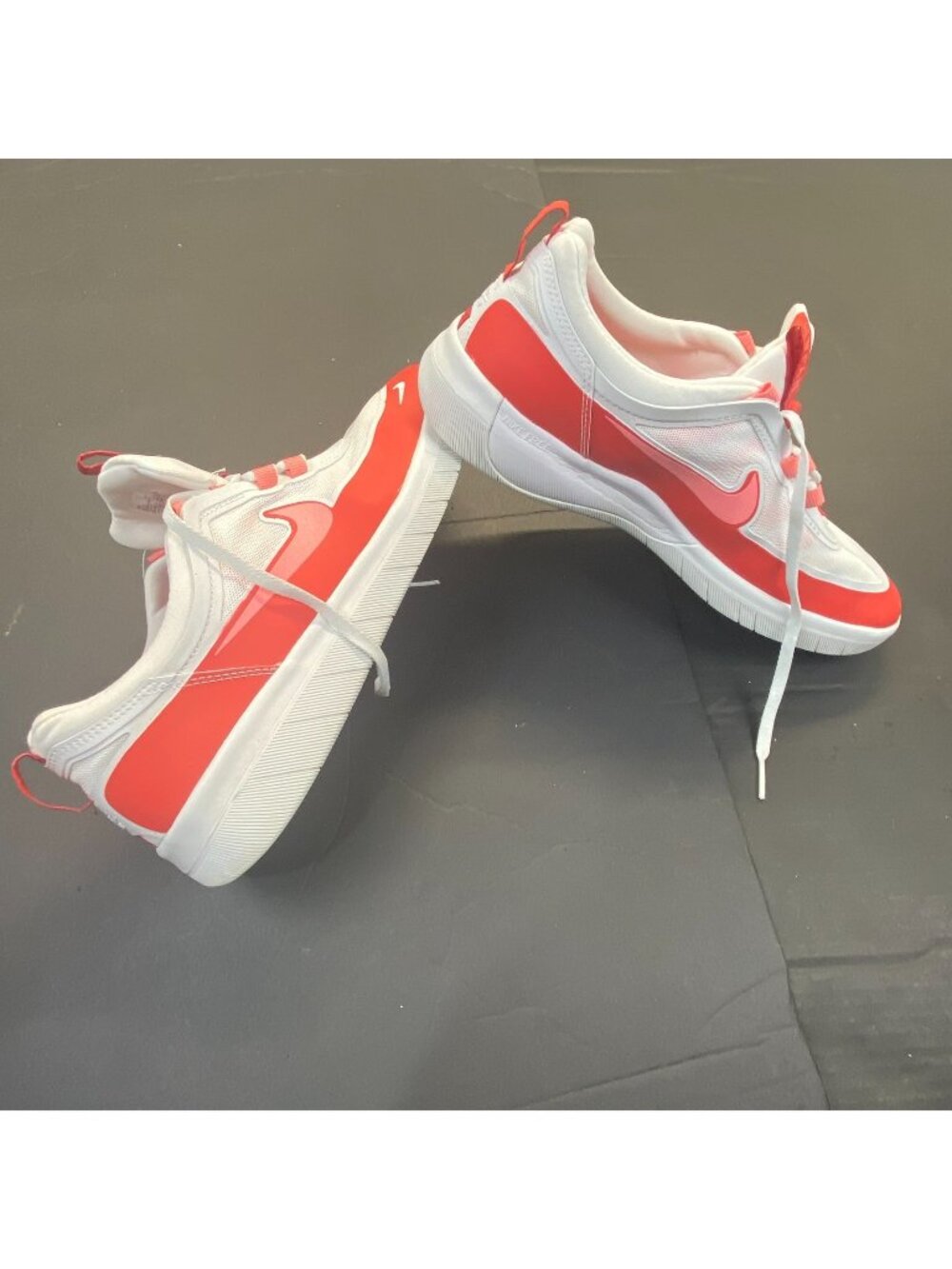 Nike Mens SB Nyjah Free 2 BV2078-600 White Running Shoes Sneakers Skate 10.5 - Picture 2 of 10